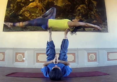 Acroyoga: lo yoga diventa di coppia!
