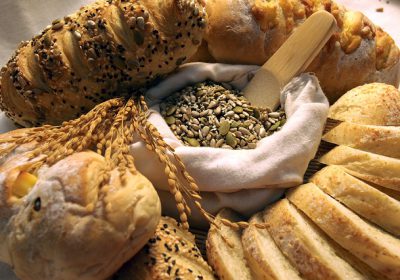 Dieta: proteine sì ma non rinunciamo ai carboidrati!