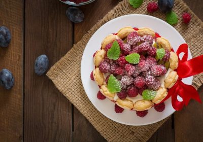 Charlotte al cioccolato e mele cotte