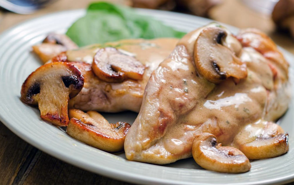 Scaloppine ai funghi porcini | Pesoforma