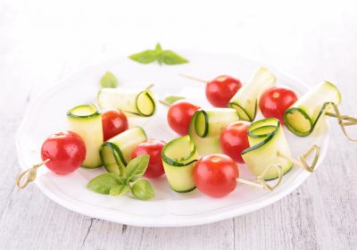 Spiedini di pomodorini e zucchine