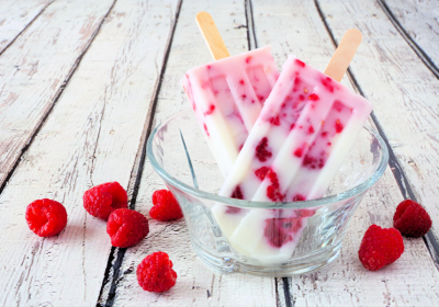 Ghiacciolo bicolor ai frutti di bosco e alla vaniglia con Smoothie Pesoforma