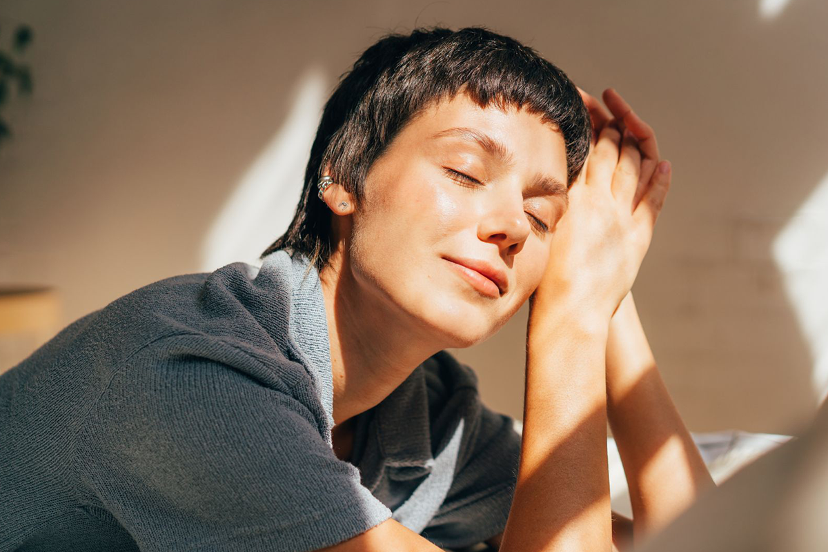 Cambio di stagione e stanchezza: sintomi e rimedi efficaci