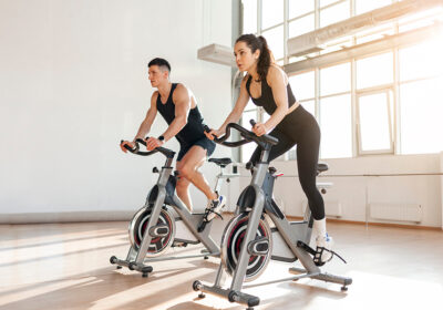 Dimagrire con la cyclette: come e quanto pedalare