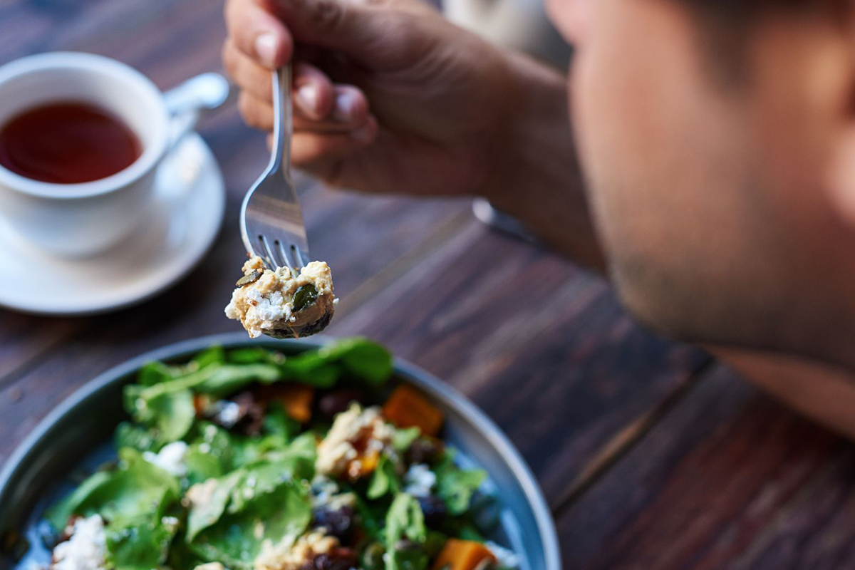 Detox dopo le feste: mangiare lentamente