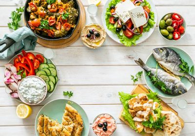 Dieta mediterranea: che cosa, perché fa bene e consigli pratici su cosa mangiare