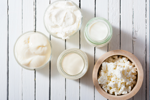 Skyr, Kefir, Quark: proprietà, benefici e differenze tra loro