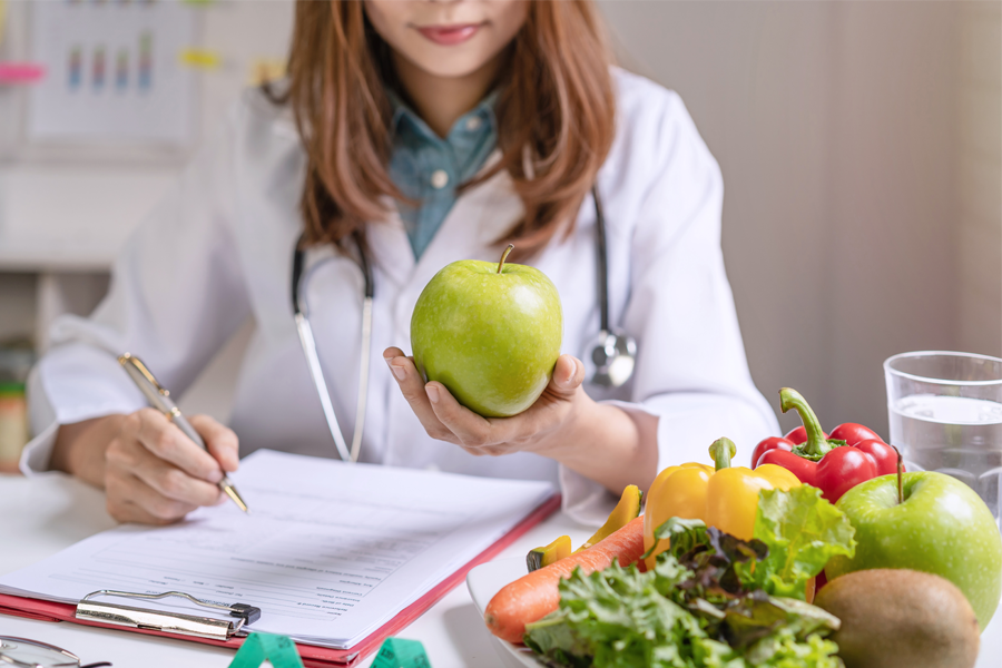 Differenza tra dietista, nutrizionista e dietologo