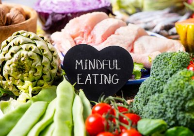 Mindful Eating: mente leggera, corpo leggero