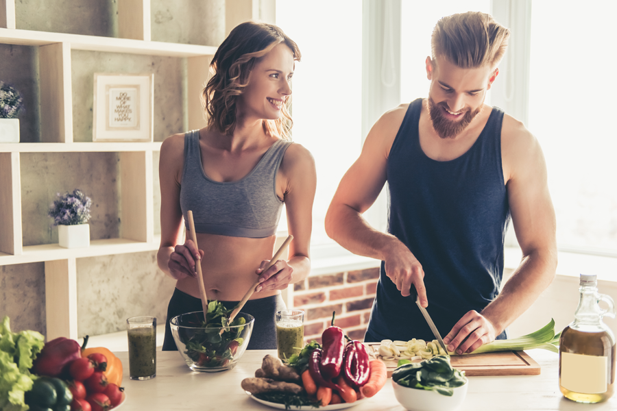 Cosa mangiare prima e dopo l'allenamento: i consigli di Pesoforma per il workout perfetto