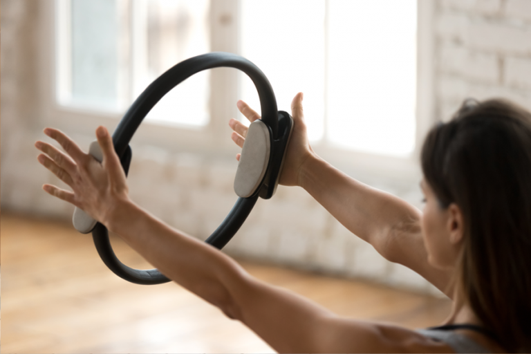 2x Anello da Pilates con Esercizi, Doppia Impugnatura | WhichOne