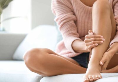 Sgonfiare le gambe velocemente: strategie efficaci in primavera