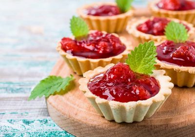 Mini tartellette con marmellata light di fragole
