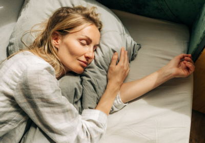 Il legame tra sonno e metabolismo: come un sonno equilibrato aiuta la gestione del peso