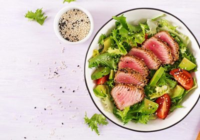 Tagliata di tonno al sesamo